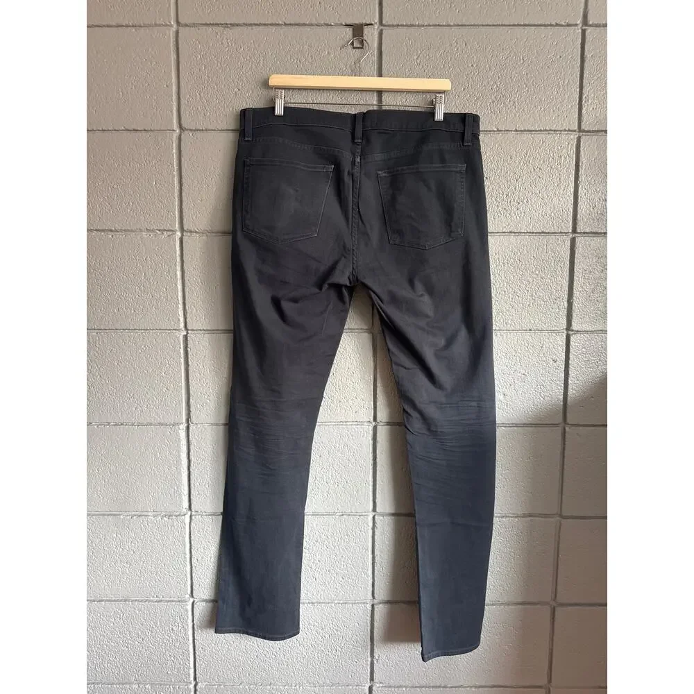 J Brand Tyler Slim Fit Straight Leg Jean in Blue Delta size 36x34